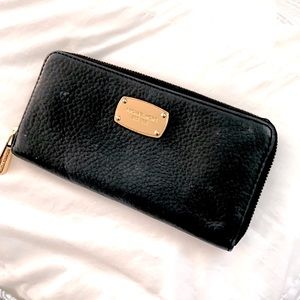 Black Michael Kors wallet